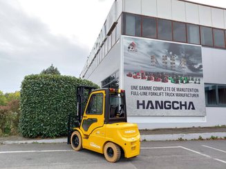 Four wheel front forklift Hangcha XE35i (CPD35-XEY2HA-SI) - 3