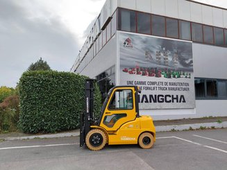 Four wheel front forklift Hangcha XE35i (CPD35-XEY2HA-SI) - 2