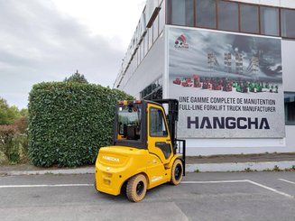 Four wheel front forklift Hangcha XE35i (CPD35-XEY2HA-SI) - 4