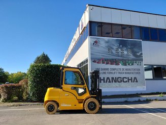 Four wheel front forklift Hangcha XE50i-500