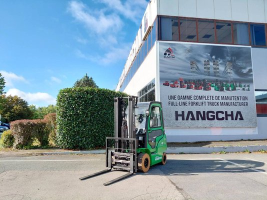 Electric forklift truck Hangcha XC20Ci-2 (CPD20-XCXY2-SI) - 1