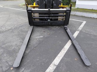 Four wheel front forklift Hangcha XE80i (CPD80-XEY2-SI) 