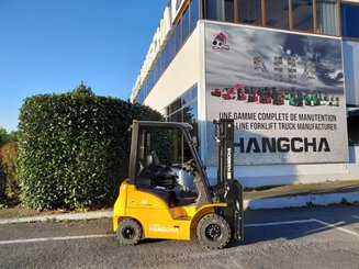 Four wheel front forklift Hangcha XE18i (CPD18-XEY2HA-SI) 