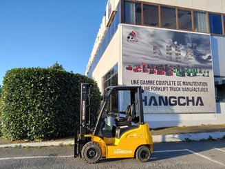 Four wheel front forklift Hangcha XE18i (CPD18-XEY2HA-SI) 