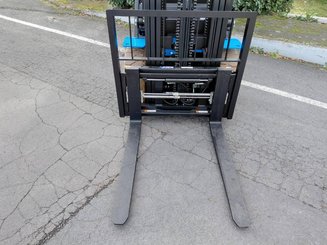 Four wheel front forklift Hangcha XE30i ( CPD30-XEY2HA-SI )