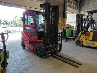 Four wheel front forklift Hangcha XF25D-2 (CPCD25-X2H7F1)