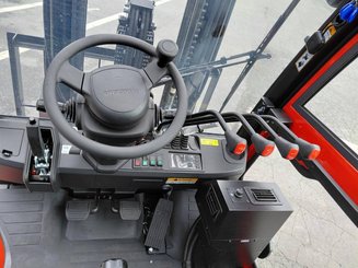 Four wheel front forklift Hangcha XF30D-2 (CPCD30-X2H7F1)