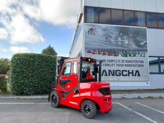 Four wheel front forklift Hangcha XF50D-2 (CPCD50-X2XH8F)
