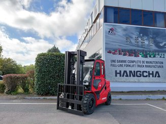 Four wheel front forklift Hangcha XF50D-2 (CPCD50-X2XH8F)