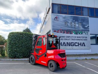 Four wheel front forklift Hangcha XF50D-2 (CPCD50-X2XH8F)