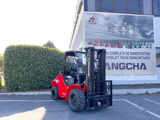 All-terrain forklift Hangcha TT25-2 (CPCD25-X2W98E-RT2)