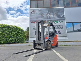 Four wheel front forklift Fenwick H30 T - 02 - 1
