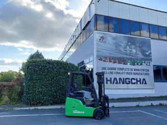 Three wheel front forklift Hangcha XC3-20i (CPDS20-XCY2G-SI)