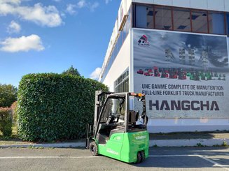Three wheel front forklift Hangcha XC3-20i (CPDS20-XCY2G-SI)