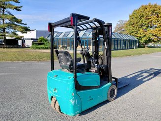 Three wheel front forklift Yale ERP15VTSWB