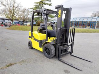 Four wheel front forklift Yale GDP20VX