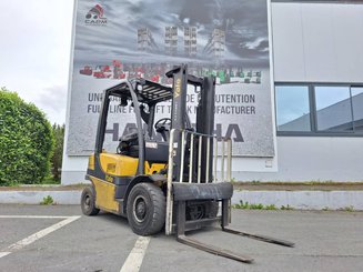 Four wheel front forklift Yale GDP20VX