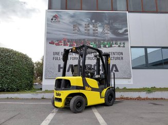 Four wheel front forklift Yale GDP20VX