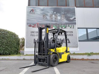 Four wheel front forklift Yale GDP20VX