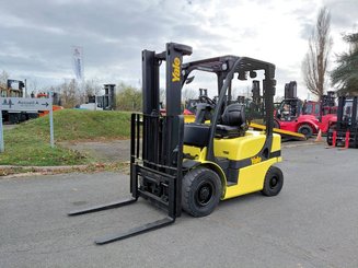 Four wheel front forklift Yale GDP20VX