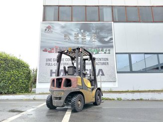 Four wheel front forklift Yale GDP20VX