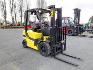 Four wheel front forklift Yale GDP20VX