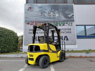 Four wheel front forklift Yale GDP20VX