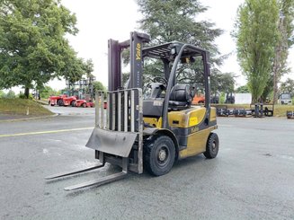 Four wheel front forklift Yale GDP20VX