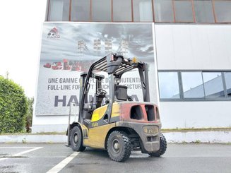Four wheel front forklift Yale GDP20VX