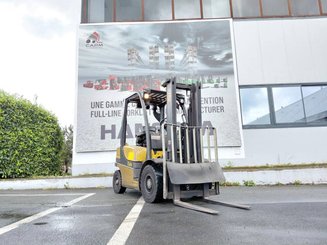 Four wheel front forklift Yale GDP20VX