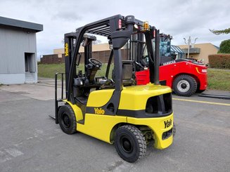Four wheel front forklift Yale GDP20VX