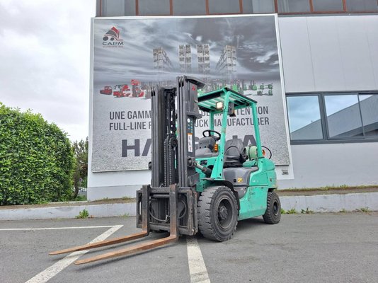 Four wheel front forklift Mitsubishi FG30N - 1