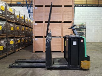 Order picker Mitsubishi OPB20N2