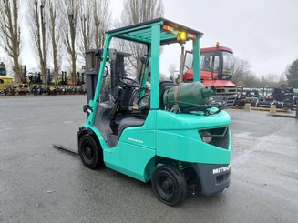 Four wheel front forklift Mitsubishi FG25N