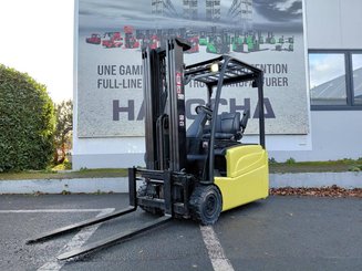 Three wheel front forklift Hyster  J16XNTLWB