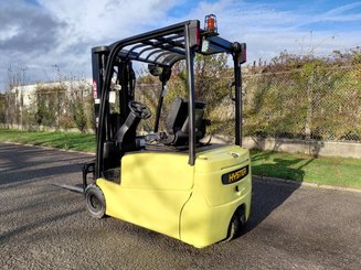 Three wheel front forklift Hyster  J16XNTLWB