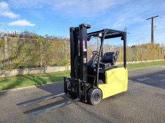 Three wheel front forklift Hyster  J16XNTLWB