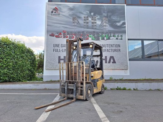 Four wheel front forklift Yale Gdp16vx - 1