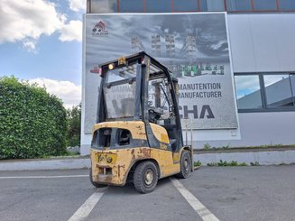 Four wheel front forklift Yale gdp16vx