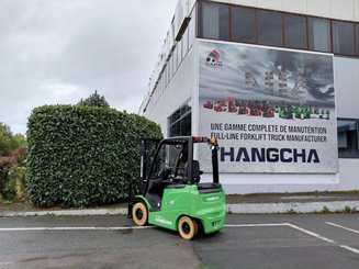 Four wheel front forklift Hangcha AE15i (CPD15-AEY2-I)