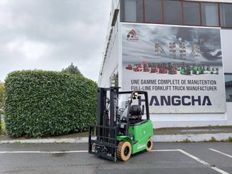 Four wheel front forklift Hangcha AE15i (CPD15-AEY2-I)