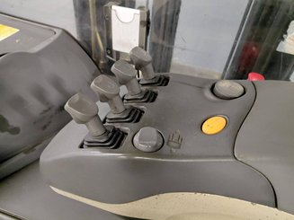 Reach truck Crown ESR5000