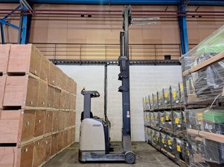 Reach truck Crown ESR 5260