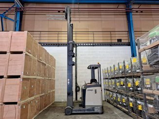 Reach truck Crown ESR 5260