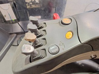 Reach truck Crown ESR 5260
