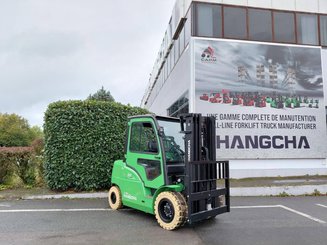 Four wheel front forklift Hangcha XC50i-500 (CPD50-XCXY2-SI)