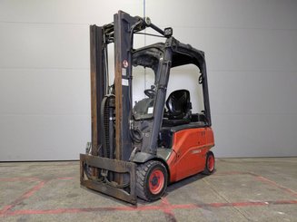 Four wheel front forklift Fenwick E16P