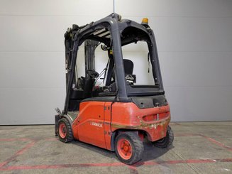Four wheel front forklift Fenwick E16P