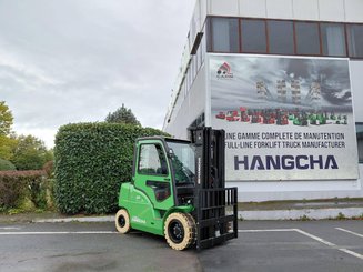 Four wheel front forklift Hangcha XC50i-500 (CPD50-XCXY2-SI)