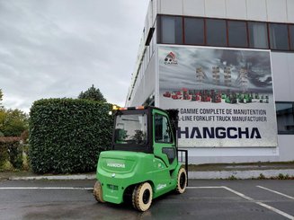 Four wheel front forklift Hangcha XC50i-500 (CPD50-XCXY2-SI)